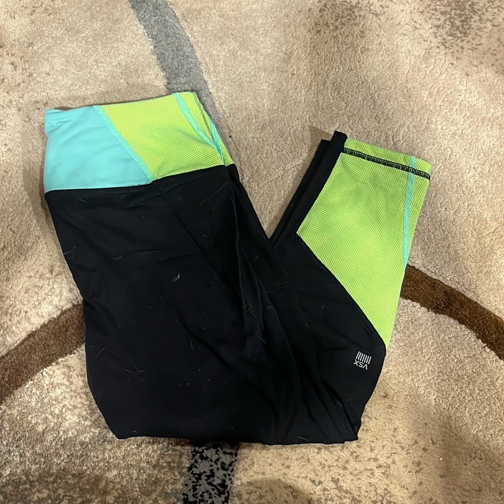 Victoria’s Secret sport knockout Capri small